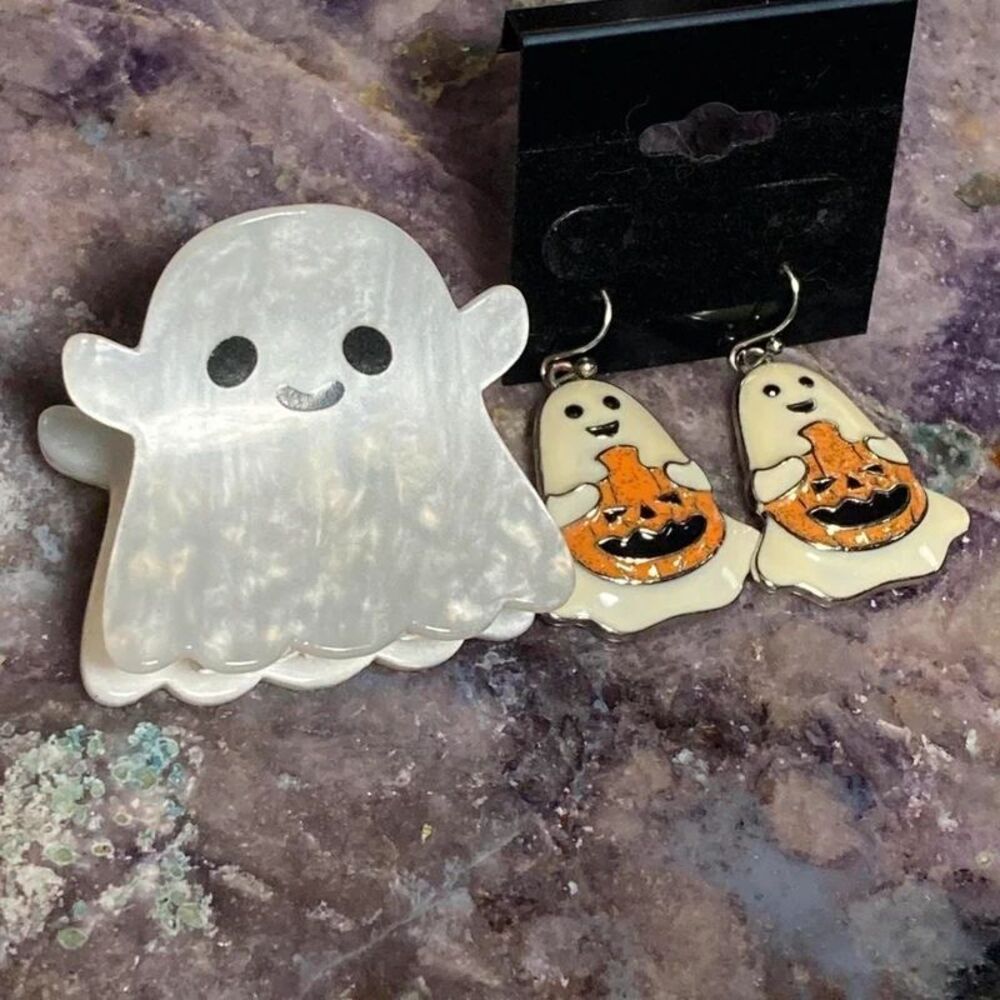 Ghost Halloween earrings and hair clip set